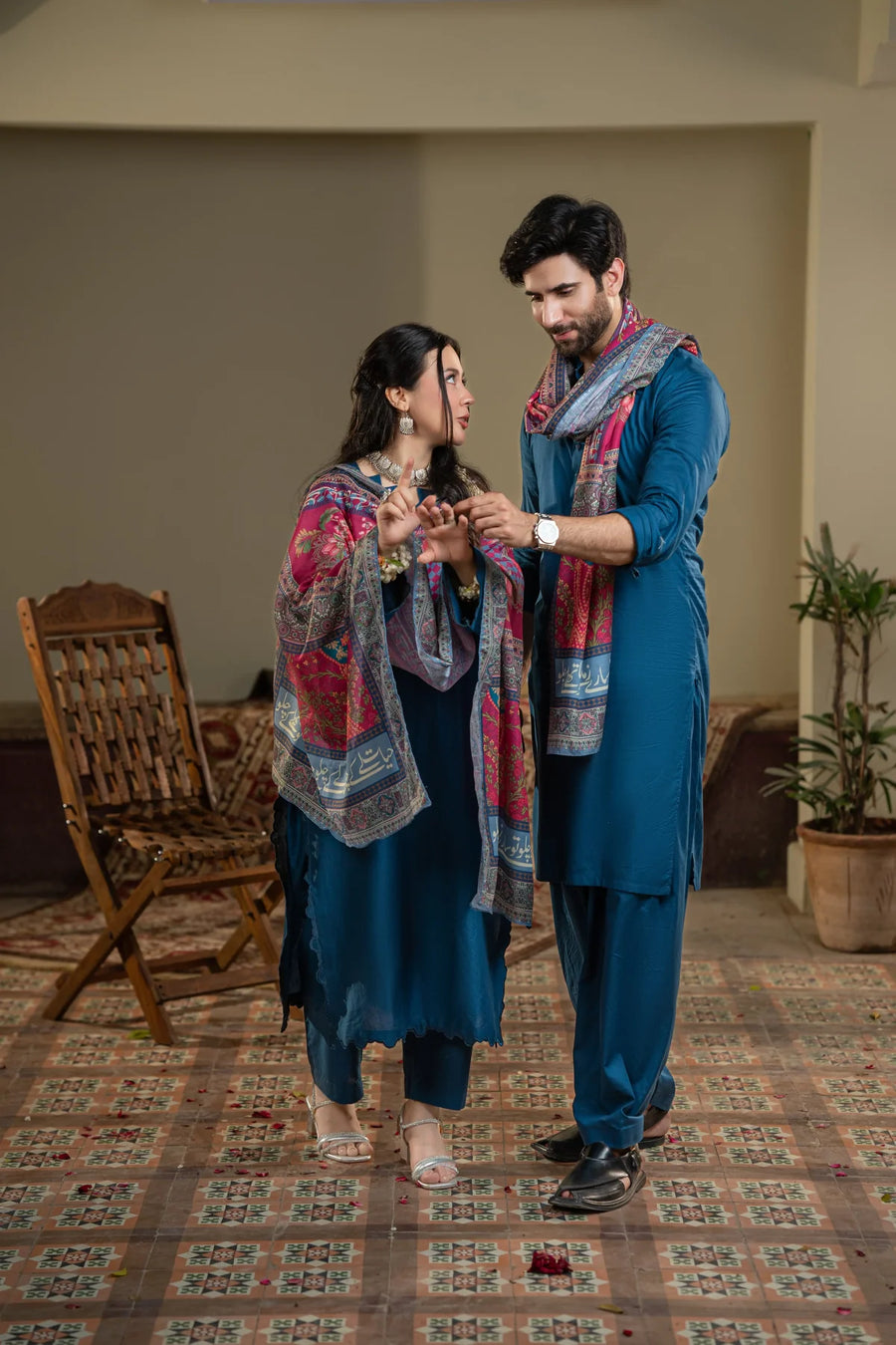 Kainat Stole