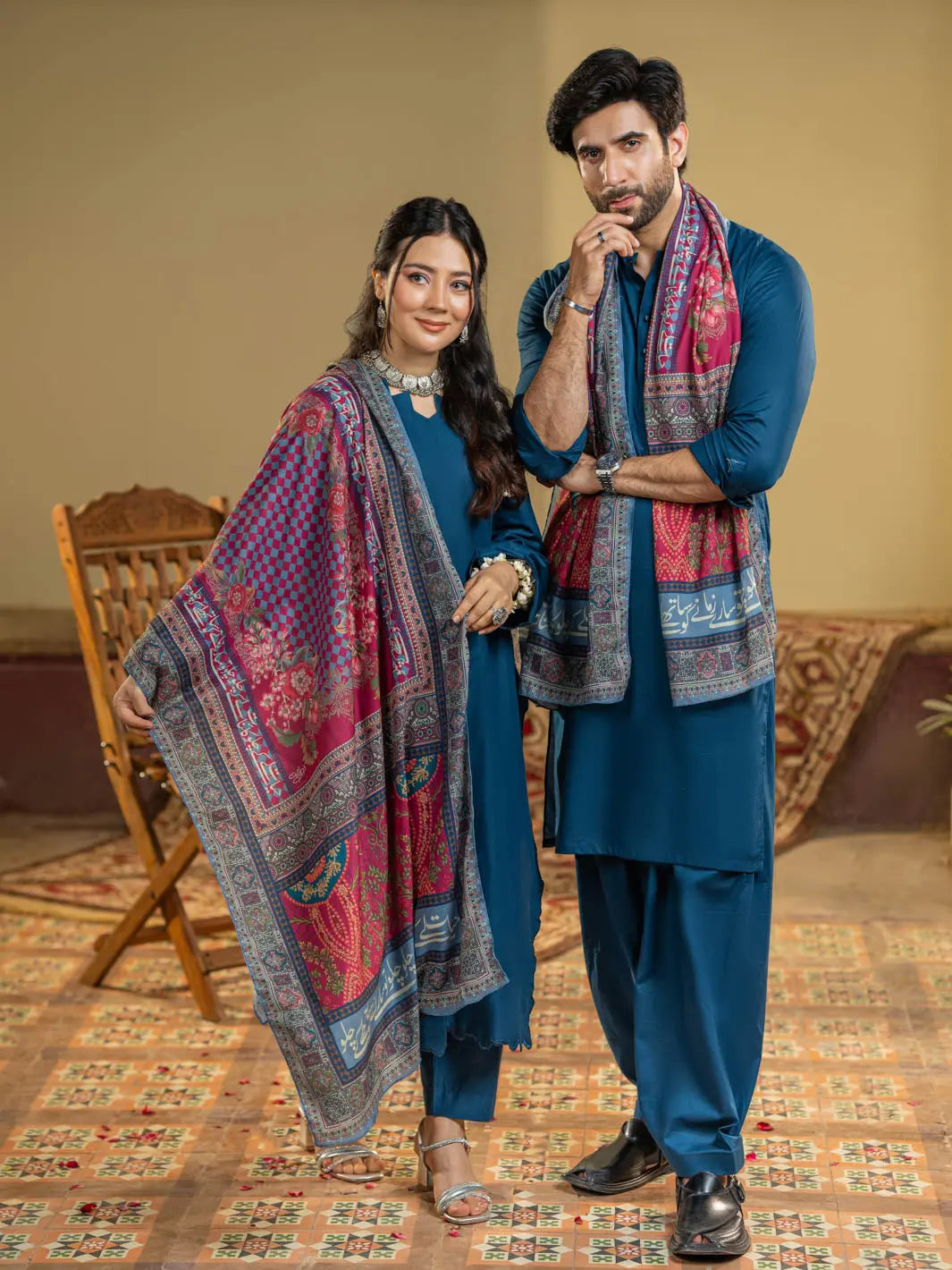 Kainat Stole