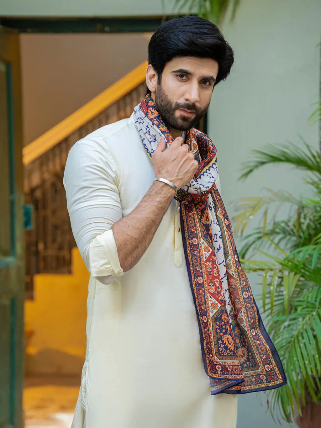 Kaif Stole