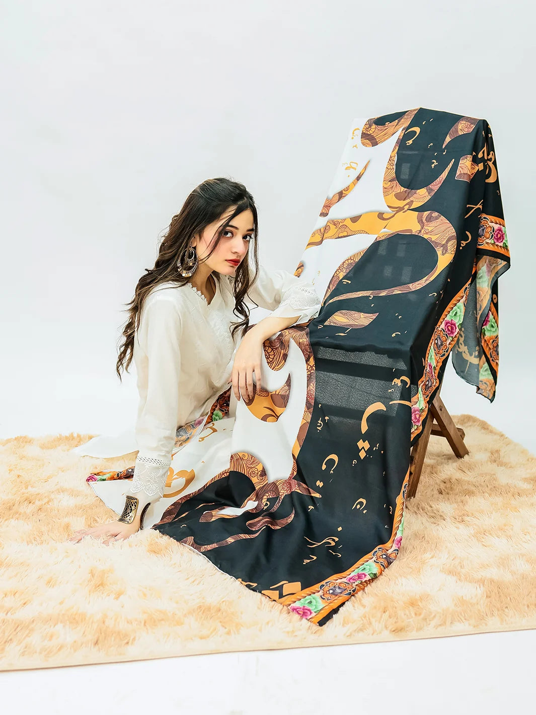 Sarsoun Odhni |Black