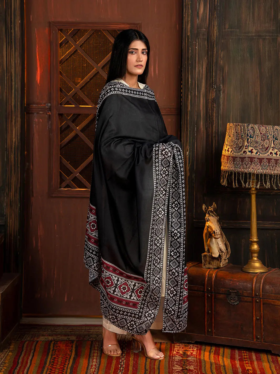 Ajrak Mosaic Odhni | Black