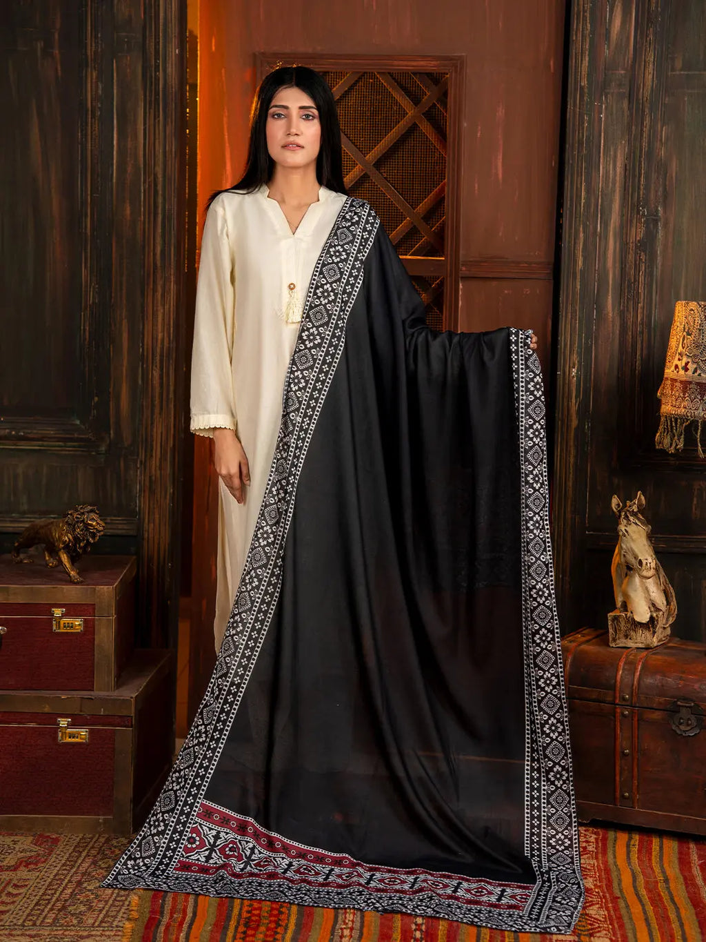 Ajrak Mosaic Odhni | Black