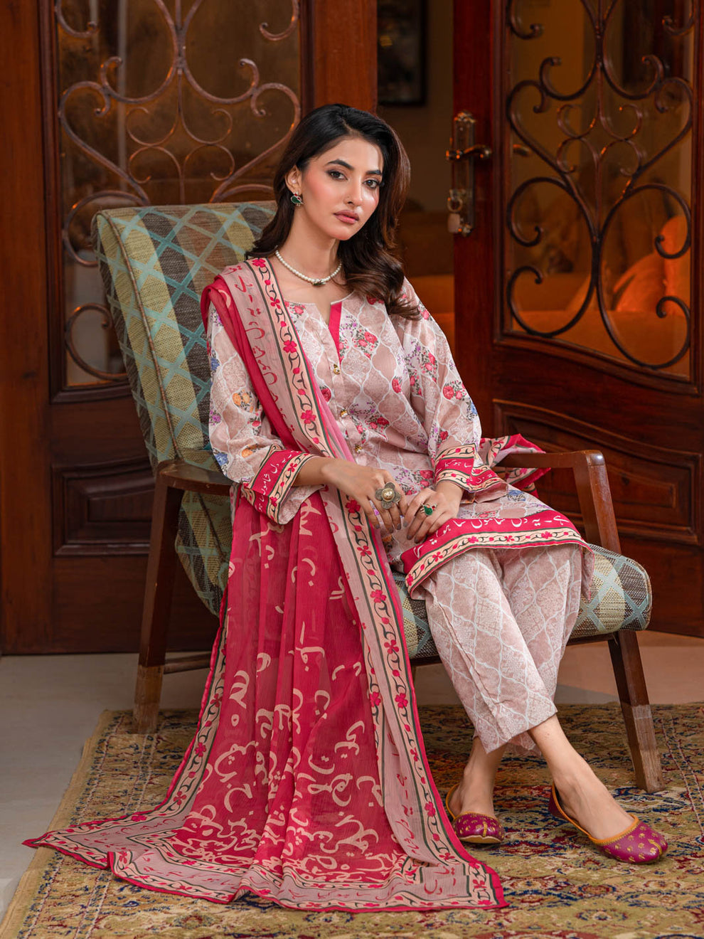Noor Stitched 3 Pc (Beige)