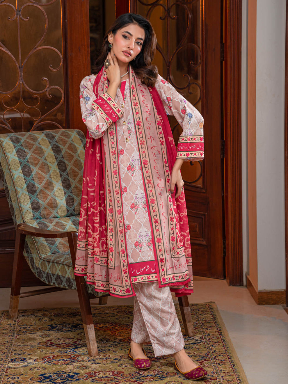 Noor Stitched 3 Pc (Beige)