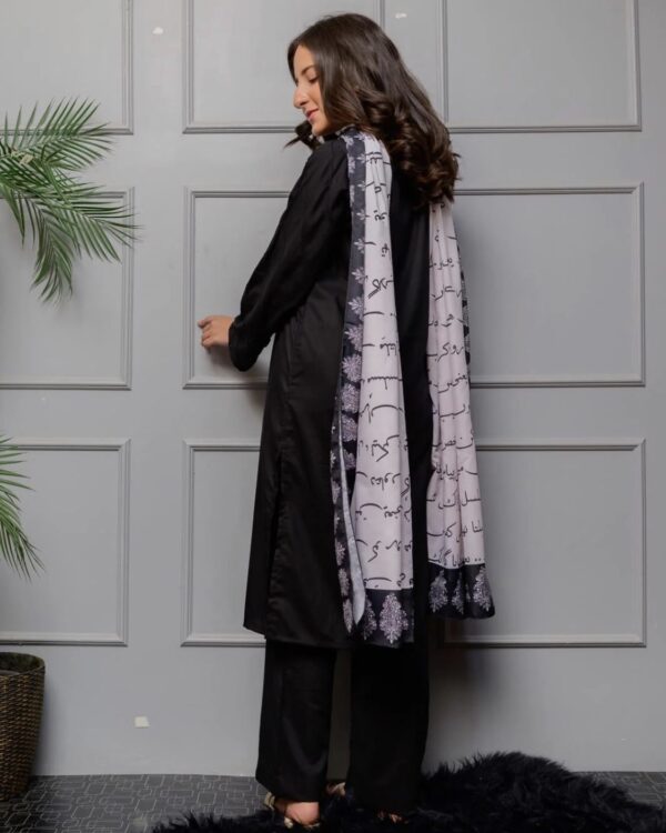 Kitabi Dastan White Silk Dupatta