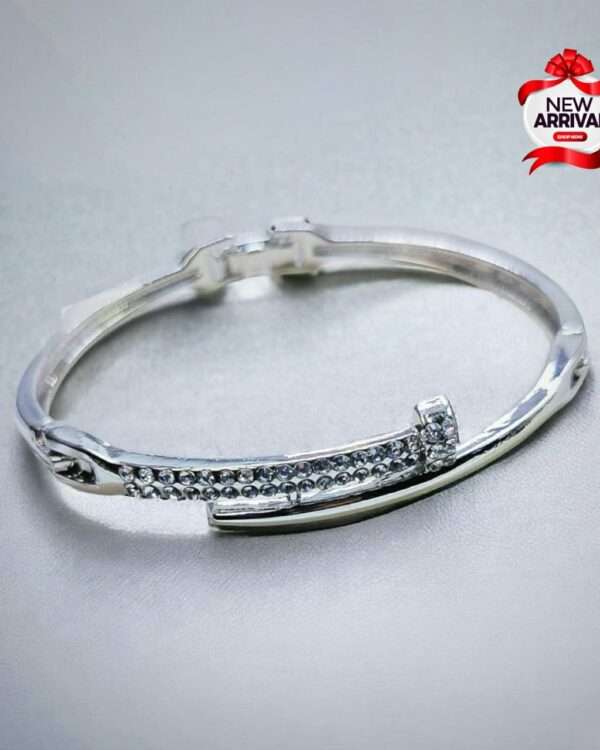 Zarcon Silver Bangle