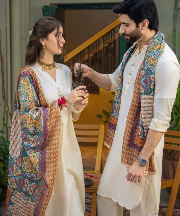 Raahi Stole