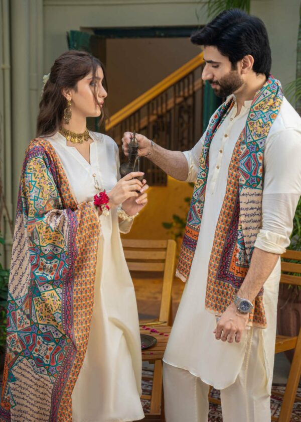 Raahi Stole