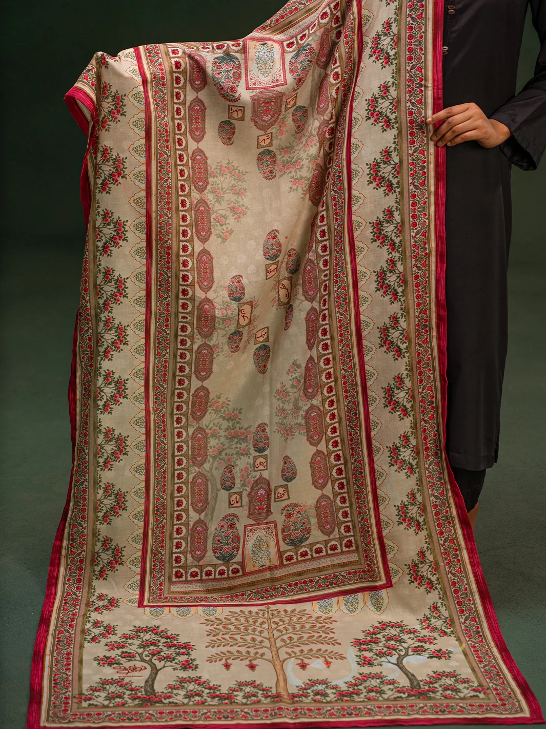 Maa ki Maamta Odhni - Image 3