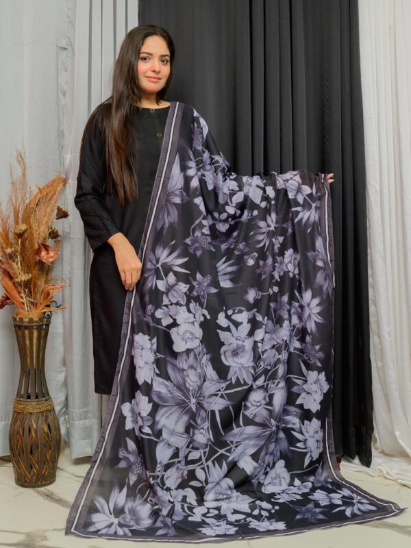 Kulsoom Dupatta