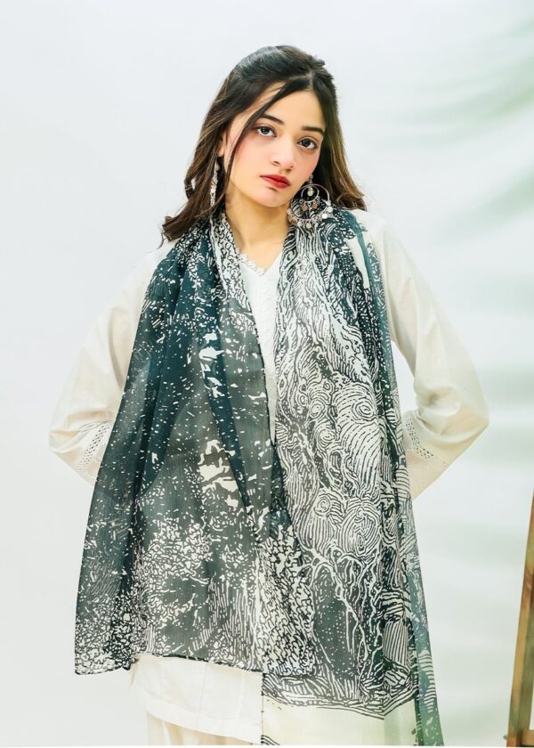 Forest Stole (Black)