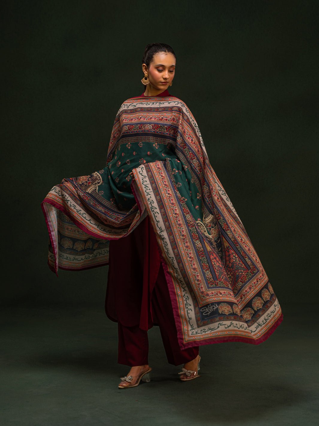 Ulfat Odhni - Image 2