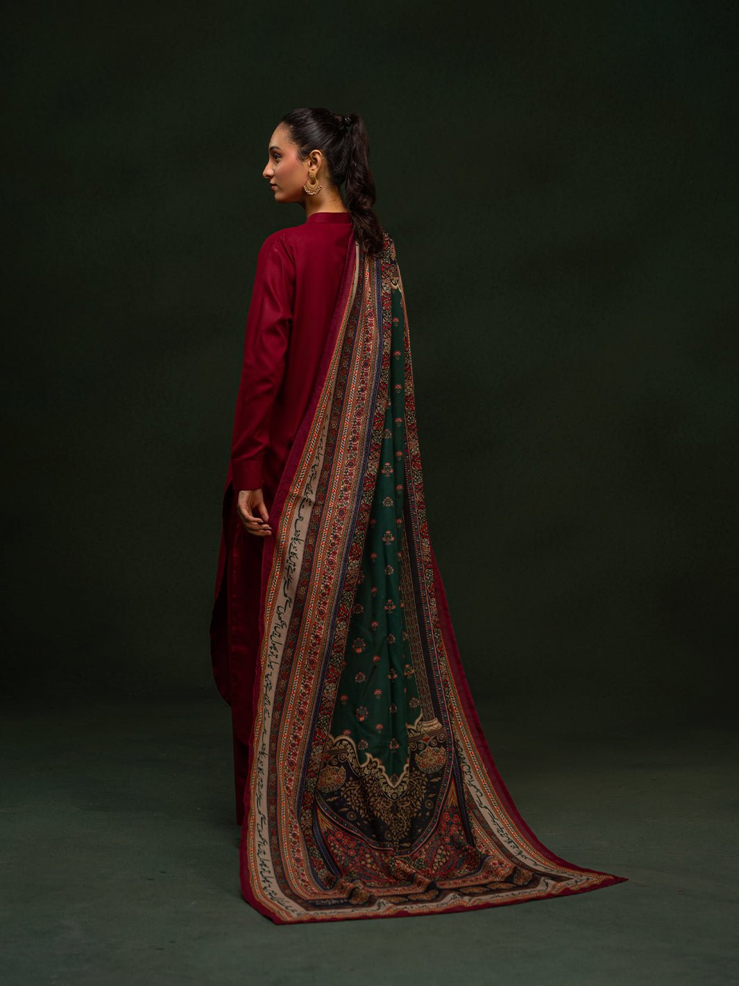 Ulfat Odhni - Image 3